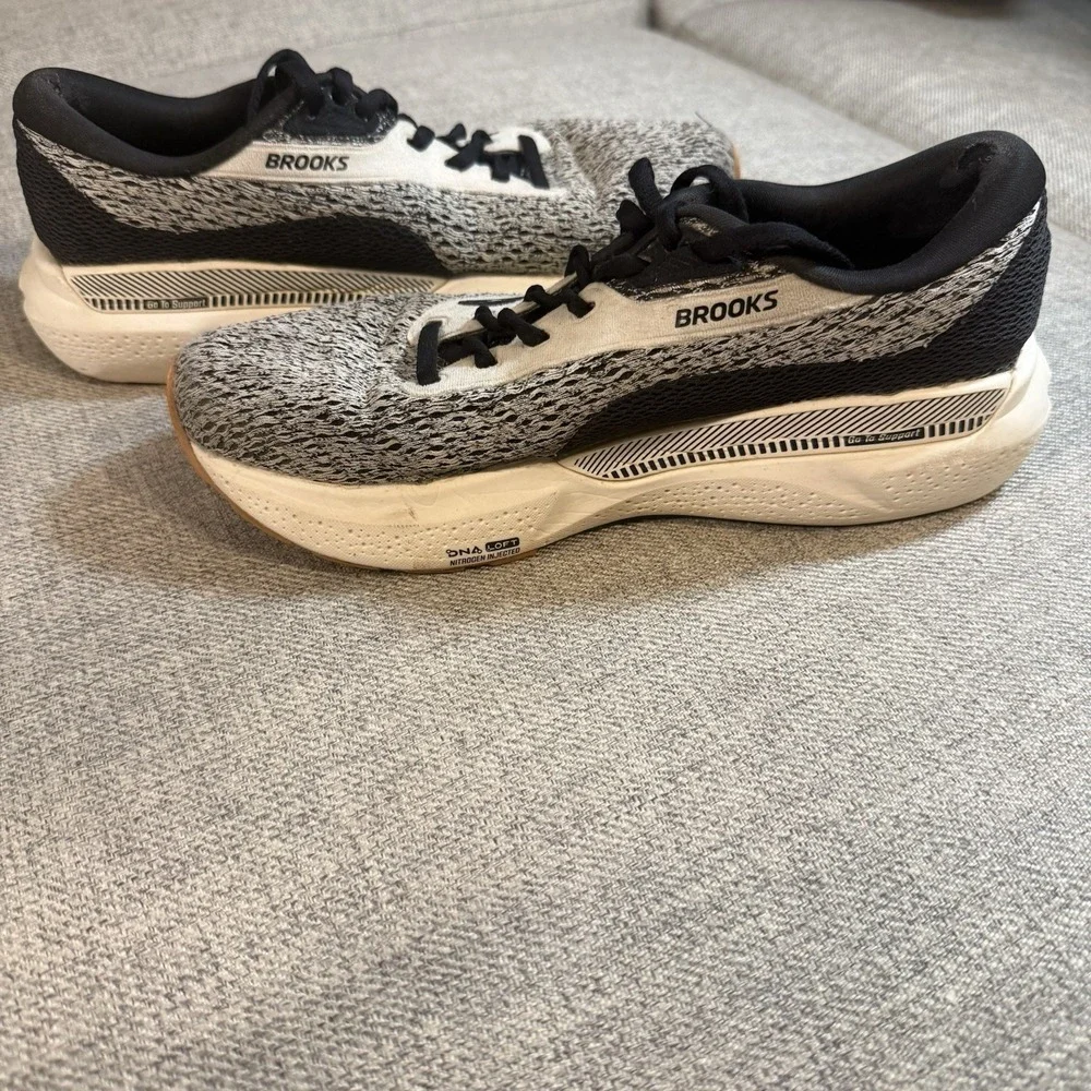 Brooks Adrenaline GTS 23 Womens 6.5 Black White Running Shoes DNA Loft
